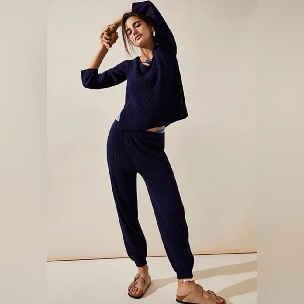 Free People FP Beach Justine Set Ribbed Knit Lounge Sweater Jogger Set Cozy WFH - Picture 10 of 16